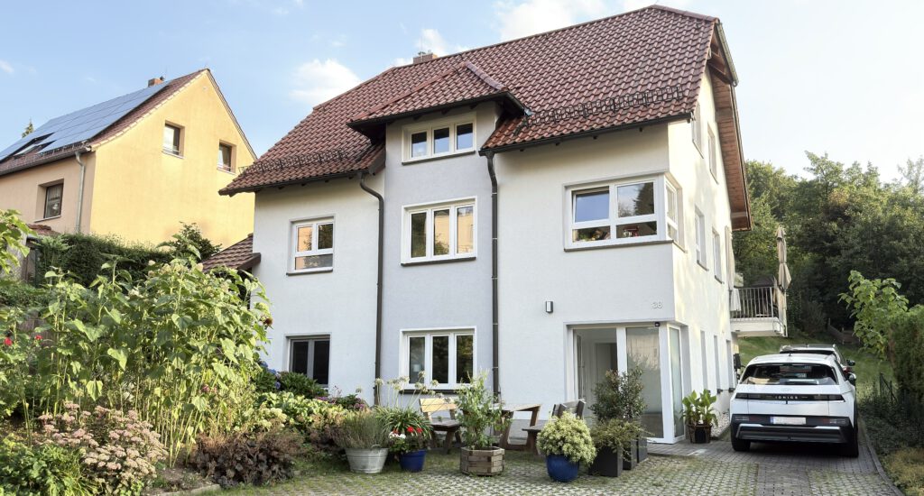 Garten und Haus der Ferienwohnung Ignatz